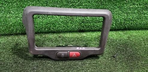 Консоль магнитофона TOYOTA Spade 2012
