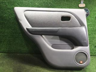 Обшивка двери задняя левая TOYOTA Harrier 1999