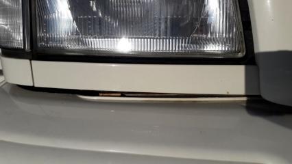 Запчасть планка под фару передняя правая ISUZU Bighorn 1998-2002