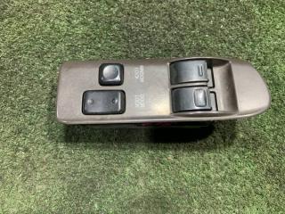 Пульт стеклоподъемника передний правый TOYOTA Hiace 1996