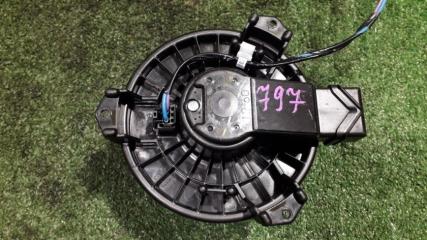 Запчасть мотор печки TOYOTA Vitz 2013