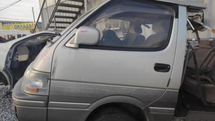 Дверь передняя левая TOYOTA Hiace 1996