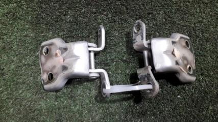 Петли двери передние левые Chevrolet Cruze 2005 HR82S M15A Петли двери передние левые Chevrolet Cruze 2005 HR82S M15A