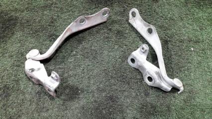 Запчасть петли капота TOYOTA Regius 1997