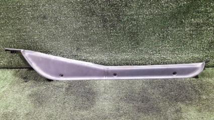 Запчасть накладка на порог передняя левая TOYOTA Estima Emina 1992