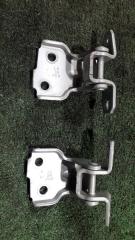 Петли двери передние правые Swift 2007 ZC31S M16A Петли двери передние правые Swift 2007 ZC31S M16A