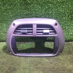 Консоль магнитофона TOYOTA RAV4 2000
