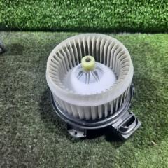 Запчасть мотор печки TOYOTA Belta 2008