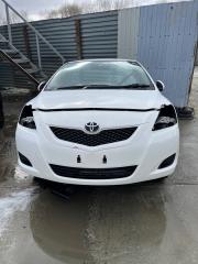 Стекло лобовое переднее TOYOTA Belta 2009