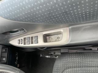 Запчасть пульт стеклоподъемника передний правый TOYOTA Ractis 2006