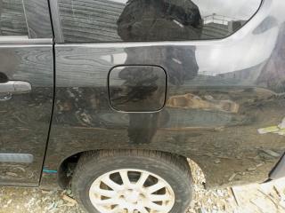 Лючок бензобака левый TOYOTA Probox 2006