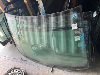 Стекло лобовое переднее TOYOTA Wish 2005
