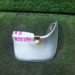 Брызговик задний правый TOYOTA Corolla Fielder 2003