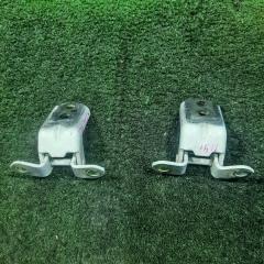 Петли двери передние левые NISSAN X-Trail 2006