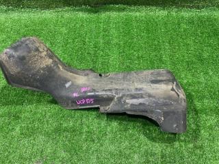 Запчасть защита горловины бензобака задняя левая TOYOTA Ractis 2006