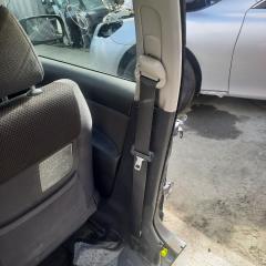 Ремень безопасности передний TOYOTA Wish 2004