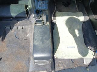 Бардачок между сиденьями SUBARU Legacy 1999