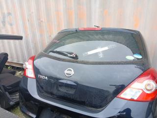 Дверь 5-я NISSAN Tiida 2004