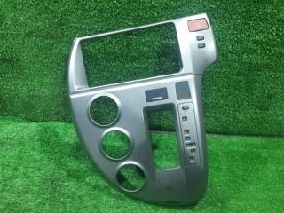 Консоль селектора АКПП TOYOTA Ractis 2006