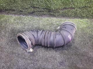 Запчасть патрубок воздушного фильтра TOYOTA Wish 2004