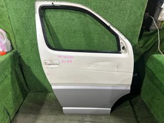 Дверь передняя правая TOYOTA Hiace Regius