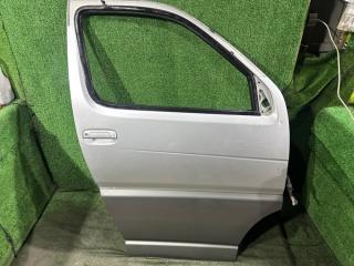 Дверь передняя правая TOYOTA Hiace Regius