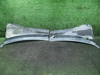 Жабо MAZDA Tribute 2003-2005