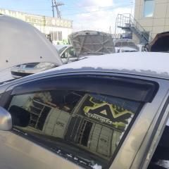 Ветровик передний левый TOYOTA Wish 2006