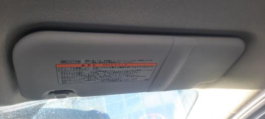 Козырек солнцезащитный передний правый TOYOTA Vitz 2005