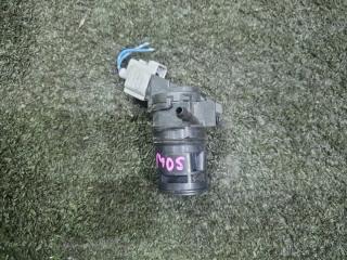 Запчасть моторчик стеклоомывателя задний TOYOTA Vitz 2005