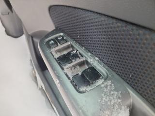 Пульт стеклоподъемника передний правый SUBARU Forester 2011