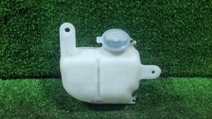 Запчасть бачок стеклоомывателя задний MAZDA Demio 2000