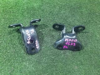 Запчасть петли двери передние левые TOYOTA Vitz 2014