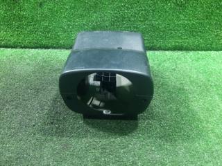 Запчасть кожух рулевой колонки TOYOTA Mark II Wagon Blit 2005