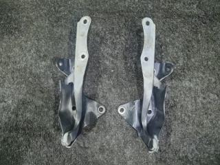 Петли капота SUBARU Forester 2009 контрактная Петли капота SUBARU Forester 2009