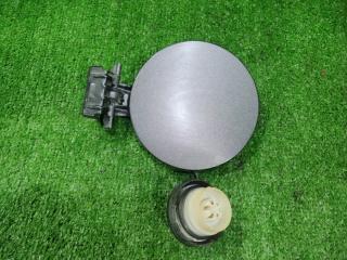 Лючок бензобака TOYOTA Vitz 2011