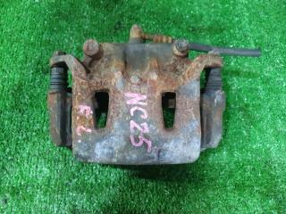 Фото запчасти суппорт передний левый NISSAN Serena контрактная запчасть Запчасть суппорт передний левый NISSAN Serena