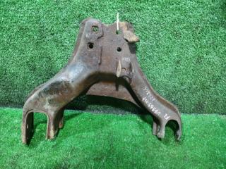 Запчасть рычаг нижний передний левый ISUZU Bighorn