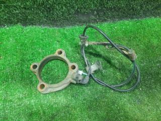 Датчик ABS задний правый TOYOTA Vitz 2011