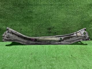 Жабо TOYOTA Ipsum 2006