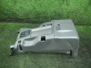 Бардачок между сиденьями ISUZU Bighorn