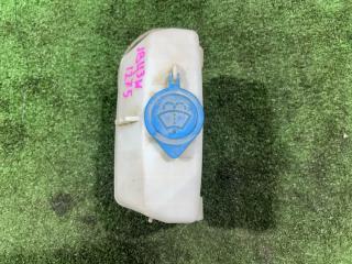 Запчасть бачок стеклоомывателя SUZUKI Jimny 2002