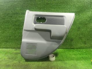 Обшивка двери задняя правая NISSAN Cube 2006