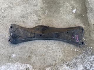 Балка поперечная TOYOTA Camry 1997