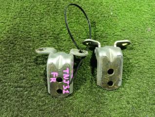 Запчасть петли двери передние правые NISSAN Teana 2004