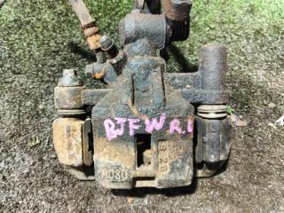 Запчасть суппорт задний левый MAZDA Familia