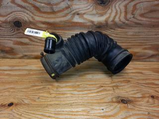 Патрубок воздушного фильтра MITSUBISHI GALANT 2000