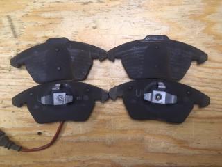Колодки тормозные передние GOLF 5 2006 1K1 BLF Колодки тормозные передние GOLF 5 2006 1K1 BLF