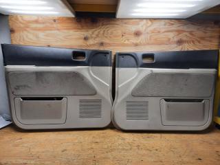 Обшивка двери передняя MITSUBISHI DINGO 2000 контрактная Обшивка двери передняя MITSUBISHI DINGO 2000