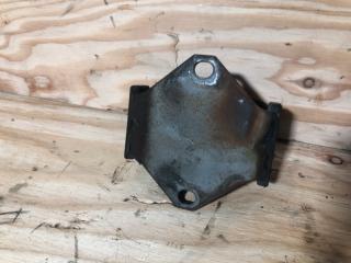 Подушка двигателя левая DELICA 1997 PD6W 6G72